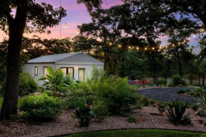 The Woodland Oasis I Luxurious Cabin Getaway I